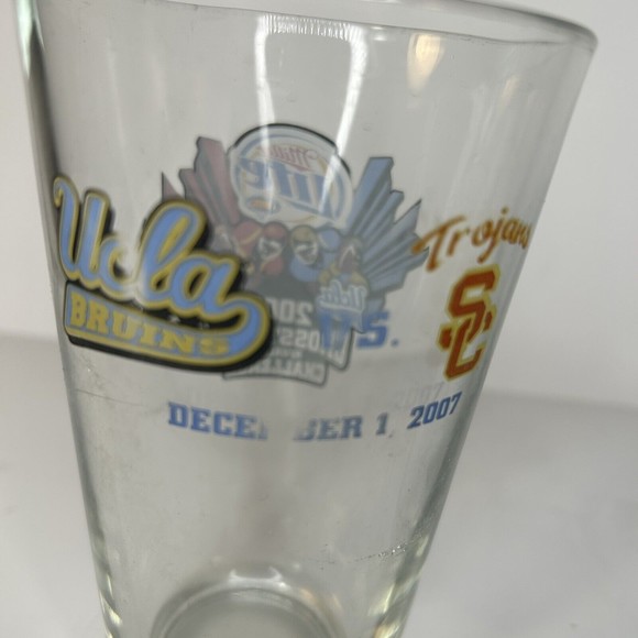 UCLA Vs USC 2007 Crosstown Rivalry Challenge Pint Glass Miller Light 16 oz C99 - Picture 3 of 4
